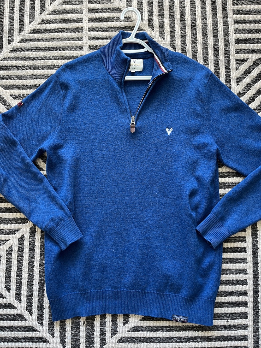 Scott Ellis Quarter-Zip Men's Sweater in Royal Blue